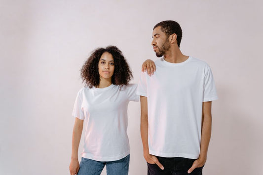 Wholesale Blank Apparel: Sourcing, Minimums & Inventory (2027)